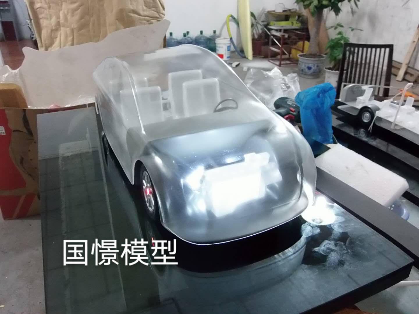 三沙透明车模型